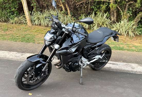 BMW-F 900 R SPORT PLUS-2024