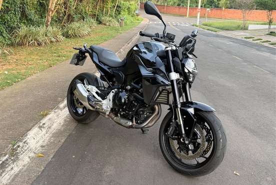BMW-F 900 R SPORT PLUS-2024