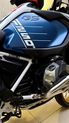 BMW-R 1250 GS ADVENTURE PREMIUM RALLYE-2023