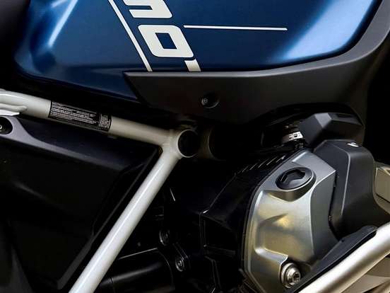 BMW-R 1250 GS ADVENTURE PREMIUM RALLYE BMW-R 1250 GS ADVENTURE PREMIUM RALLYE-2023
