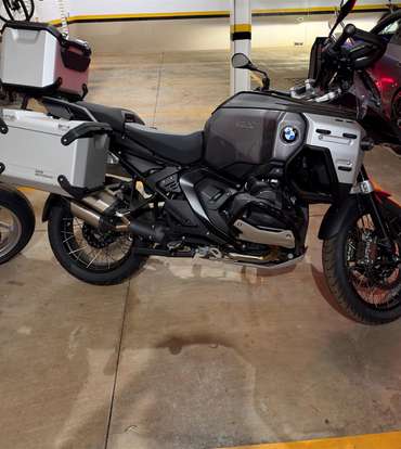 BMW-R 1300 GS ADVENTURE TRIPLE BLACK-2026