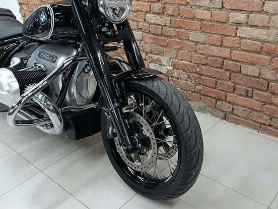 BMW-R 18-2022