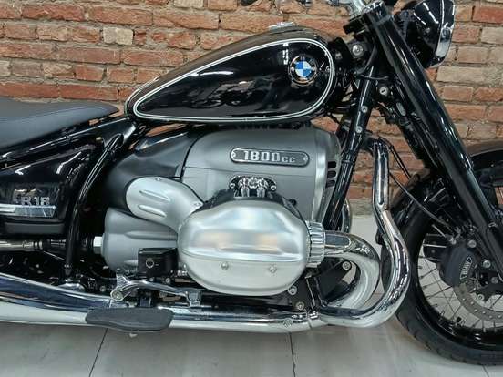 BMW-R 18-2022