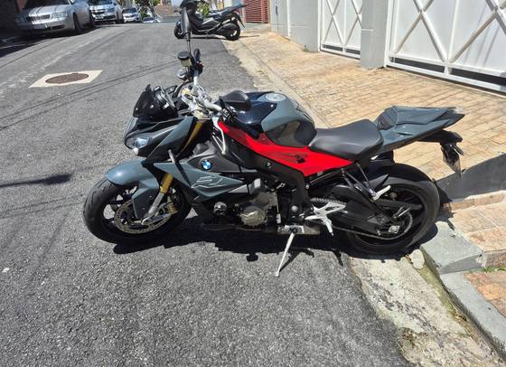 BMW S 1000 R 