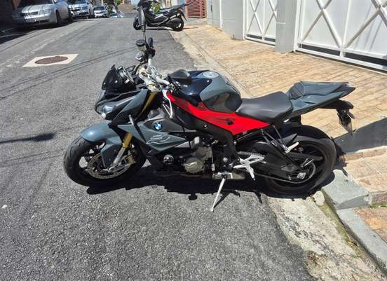 BMW-S 1000 R-2018