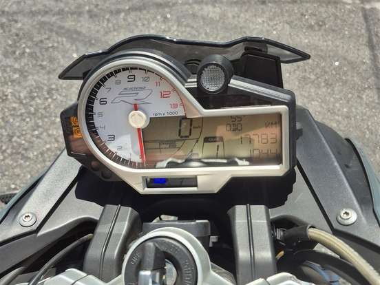 BMW-S 1000 R BMW-S 1000 R-2018