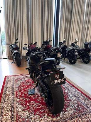 BMW-S 1000 RR-2022