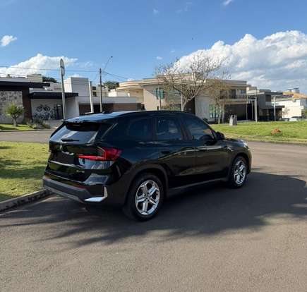 BMW-X1-2023