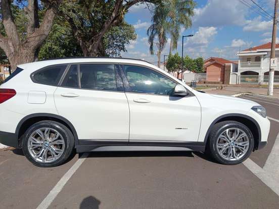 BMW-X1-2.0 16V TURBO ACTIVEFLEX SDRIVE20I 4P AUTOMÁTICO BMW-X1-2018