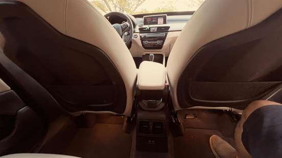 BMW-X1-2021