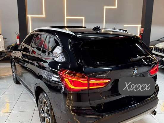 BMW-X1-2.0 16V TURBO ACTIVEFLEX SDRIVE20I X-LINE 4P AUTOMÁTICO BMW-X1-2017