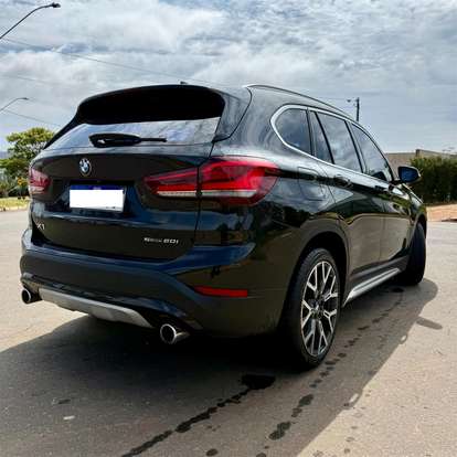 BMW-X1-2022