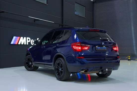 BMW-X3-2.0 20I X LINE 4X4 16V GASOLINA 4P AUTOMÁTICO BMW-X3-2015