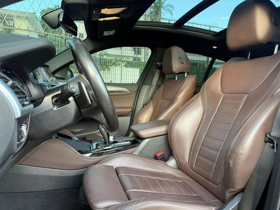 BMW-X4-2019