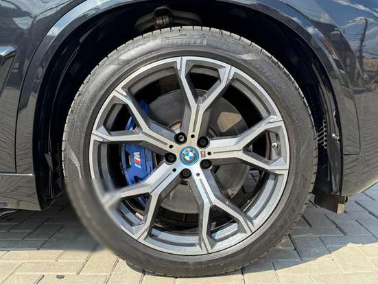 BMW-X5-2023