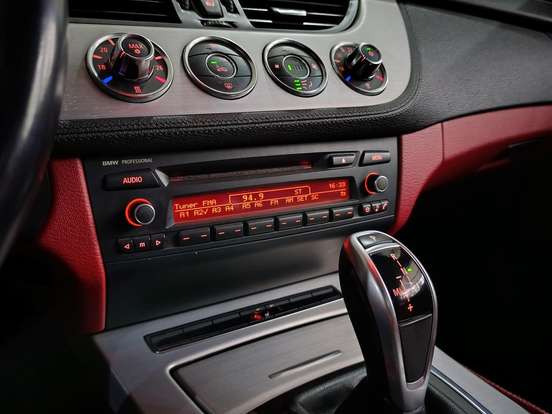 BMW-Z4-2.0 16V TURBO GASOLINA SDRIVE20I AUTOMÁTICO BMW-Z4-2012