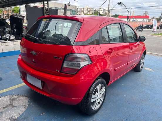 CHEVROLET-AGILE-2012