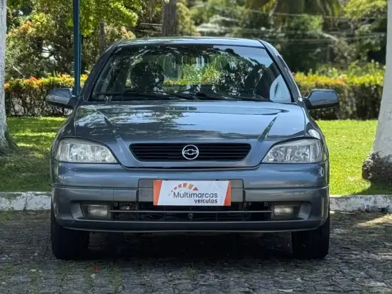 CHEVROLET-ASTRA-1.8 MPFI MILLENIUM II SEDAN 8V GASOLINA 4P MANUAL CHEVROLET-ASTRA-2001