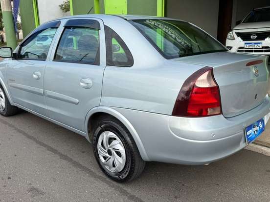 CHEVROLET-CORSA-1.4 MPFI PREMIUM SEDAN 8V FLEX 4P MANUAL CHEVROLET-CORSA-2009