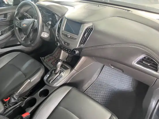 CHEVROLET-CRUZE-2019
