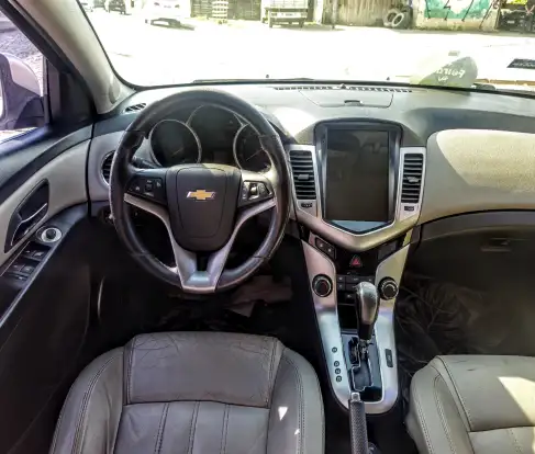 CHEVROLET-CRUZE-2013