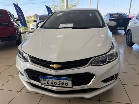 CHEVROLET-CRUZE-2018
