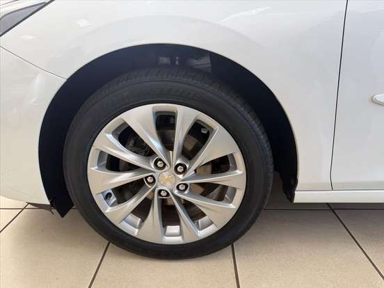 CHEVROLET-CRUZE-2018