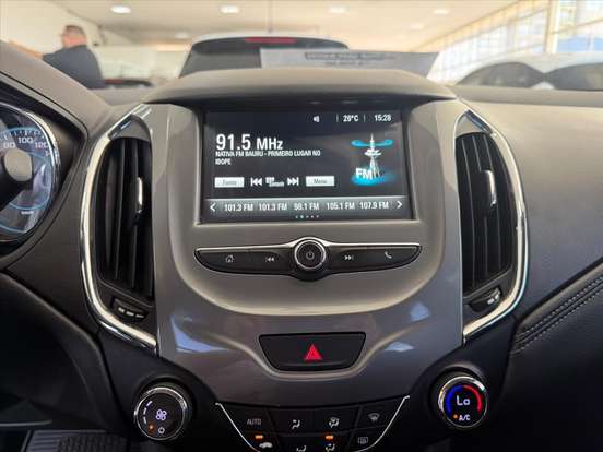 CHEVROLET-CRUZE-2018