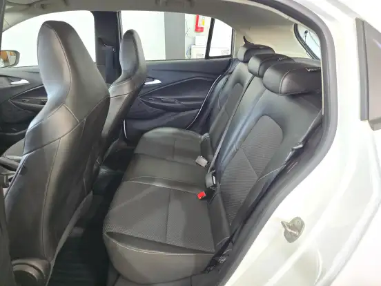 CHEVROLET-ONIX-2024