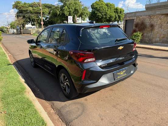 CHEVROLET-ONIX-2024
