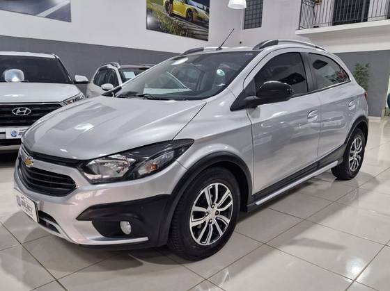 CHEVROLET ONIX 1.4 MPFI ADVANTAGE 8V FLEX 4P AUTOMÁTICO