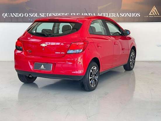 CHEVROLET-ONIX-2015