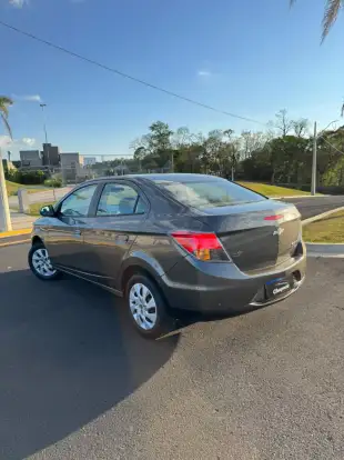 CHEVROLET-PRISMA-2014