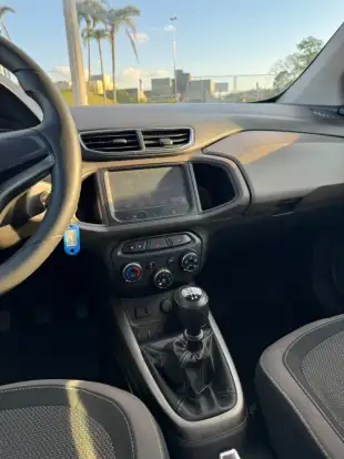 CHEVROLET-PRISMA-2014