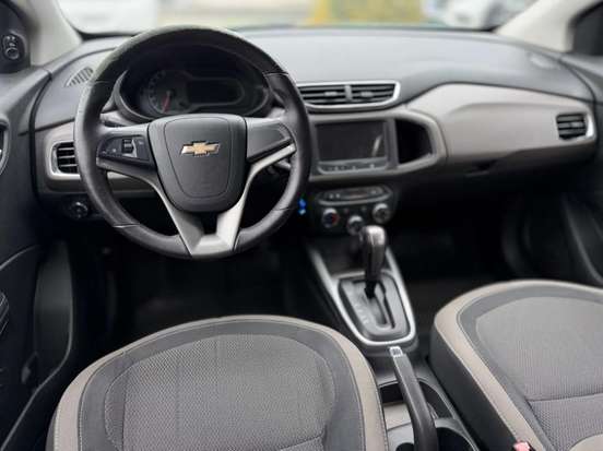 CHEVROLET-PRISMA-2013