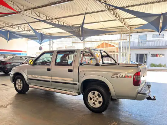 CHEVROLET-S10-2000
