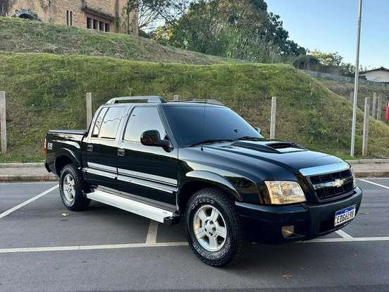 CHEVROLET-S10-2.4 ADVANTAGE 4X2 CD 8V FLEX 4P MANUAL CHEVROLET-S10-2011