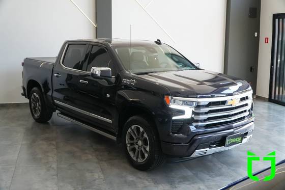 CHEVROLET SILVERADO 5.3 V8 GASOLINA 1500 HIGH COUNTRY 4X4 AUTOMÁTICO