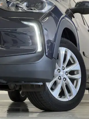 CHEVROLET-TRACKER-2023