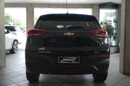CHEVROLET-TRACKER-2020