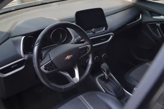 CHEVROLET-TRACKER-2020
