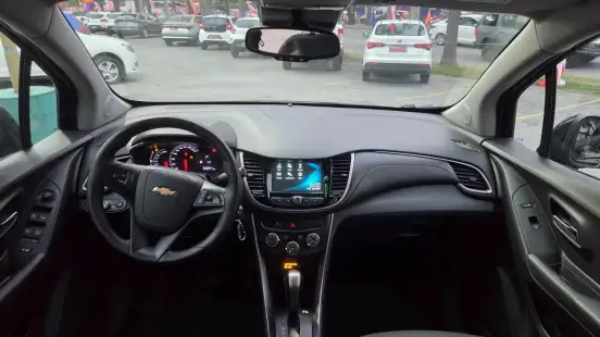 CHEVROLET-TRACKER-2019