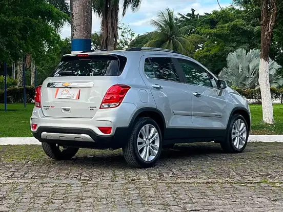 CHEVROLET-TRACKER-2018