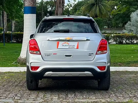CHEVROLET-TRACKER-2018