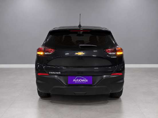 CHEVROLET-TRACKER-2025