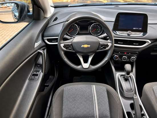 CHEVROLET-TRACKER-2024