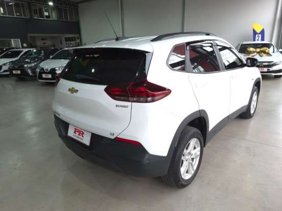 CHEVROLET-TRACKER-2022