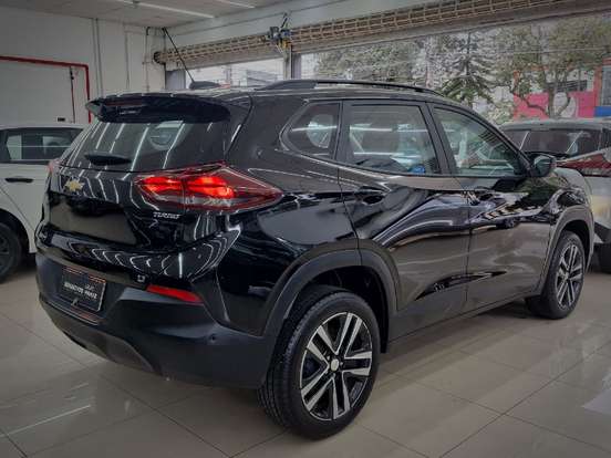 CHEVROLET-TRACKER-2023
