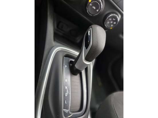 CHEVROLET-TRACKER-2023
