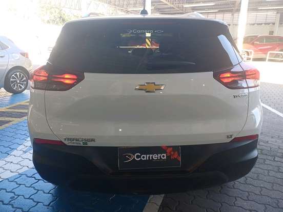CHEVROLET-TRACKER-2022
